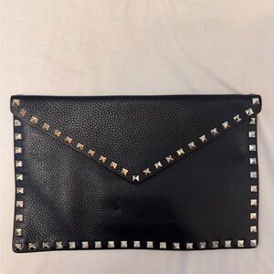 Valentino Garavani Black Rockstud Clutch